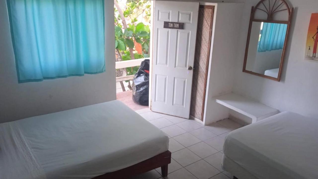Hotel Paraiso Casa Blanca เปียเดลาคูเอสตา ภายนอก รูปภาพ