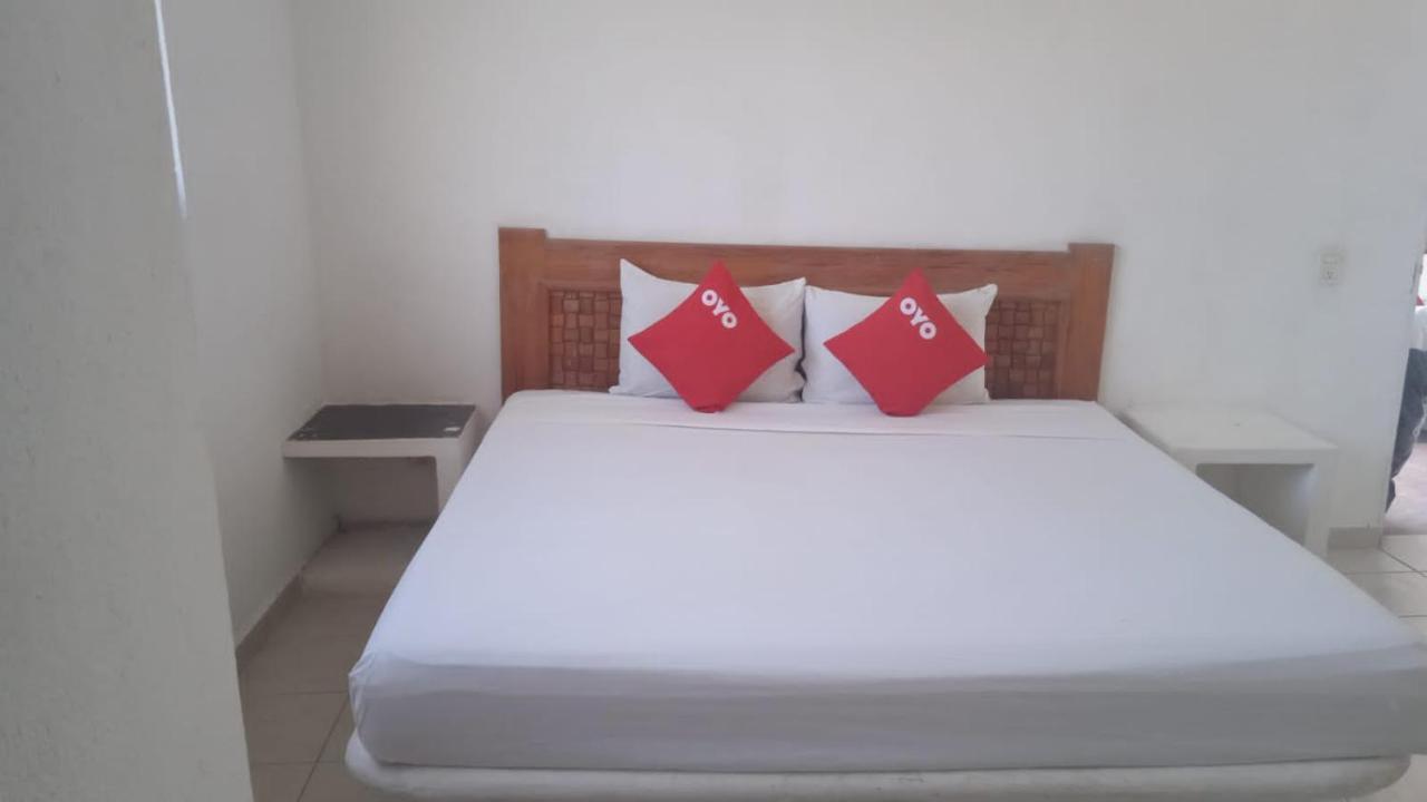 Hotel Paraiso Casa Blanca เปียเดลาคูเอสตา ภายนอก รูปภาพ